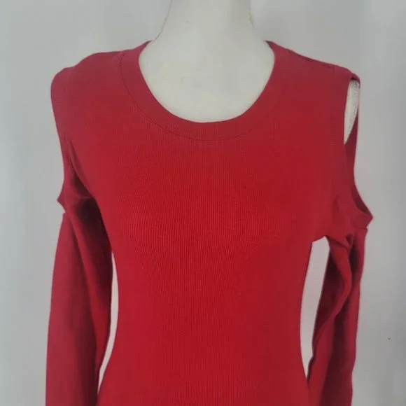 AVEC LES FILLES Women's Red Cold Shoulder Ruffled Ribbed Dress Medium NWT - Picture 3 of 9